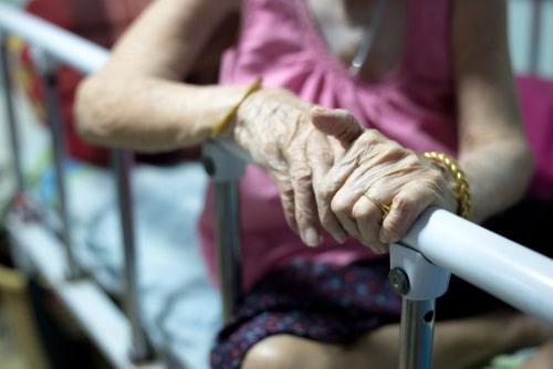 Rolling Meadows Nursing Home Neglect Attorney